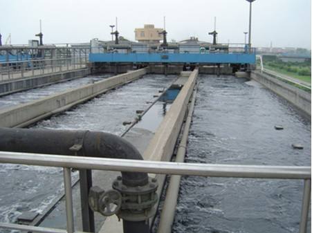 淺談?dòng)心男┓椒梢蕴幚磲t(yī)療廢水